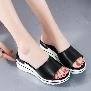 2021 letni nowy damski kolor Gruba podeszwa oddychająca open toe sandały moda Casual wygodne plażowe sandały kapcie