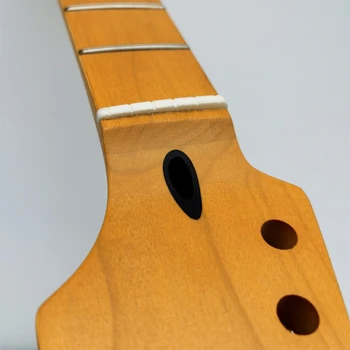 Wzór Maple Gitara elektryczna Gryf 22 Progi Gryf Gryf dla S T Strat (Żółta farba)
